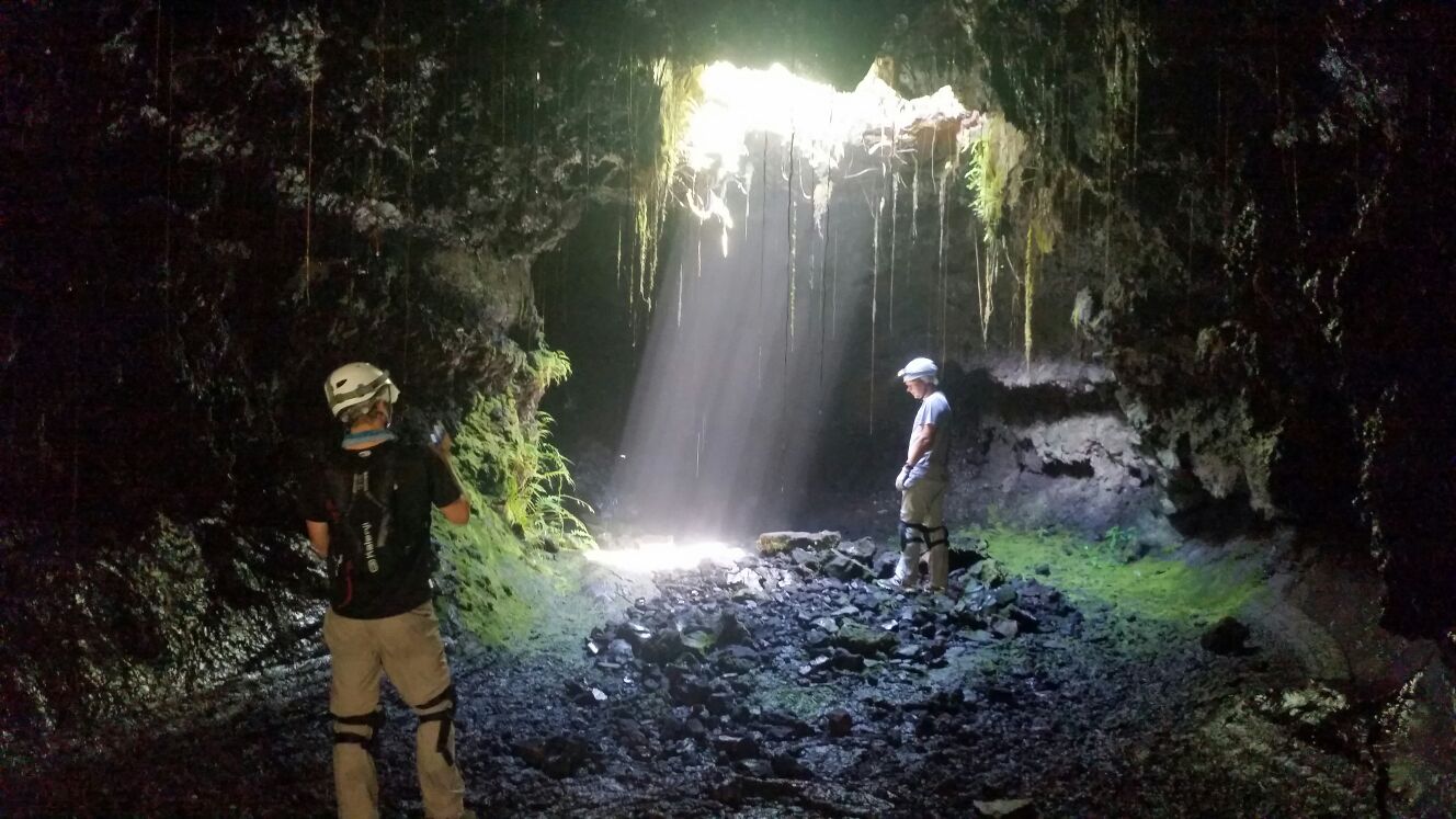 Voyage sur l'île mystique